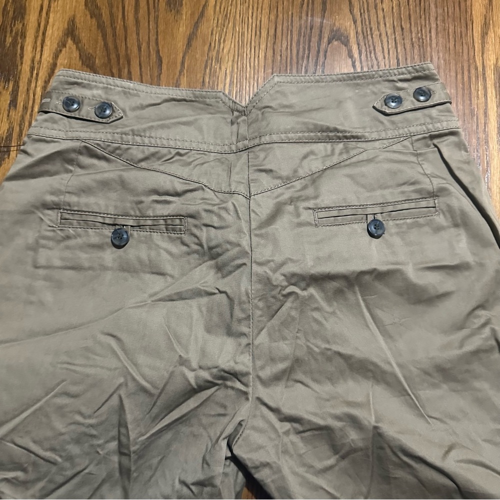 French Connection women’s khaki pants / capris pockets size 4 - Picture 6 of 6